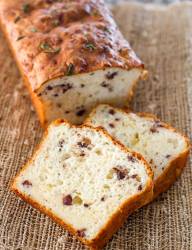 Thyme and Cheese Bread